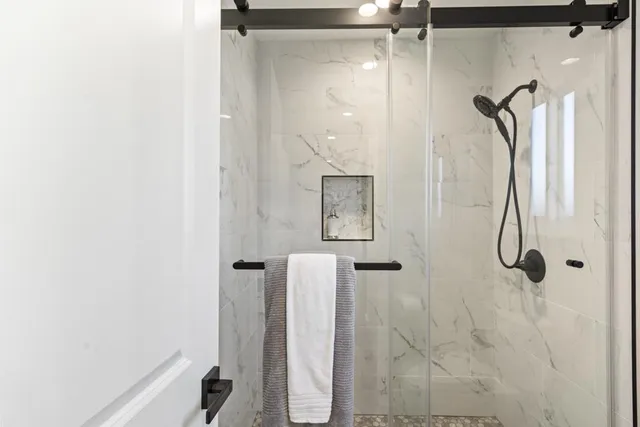 $2,698,000 | 131 Yawl Court, Foster City, CA 94404