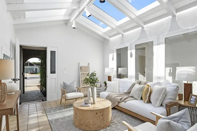 $2,698,000 | 131 Yawl Court, Foster City, CA 94404