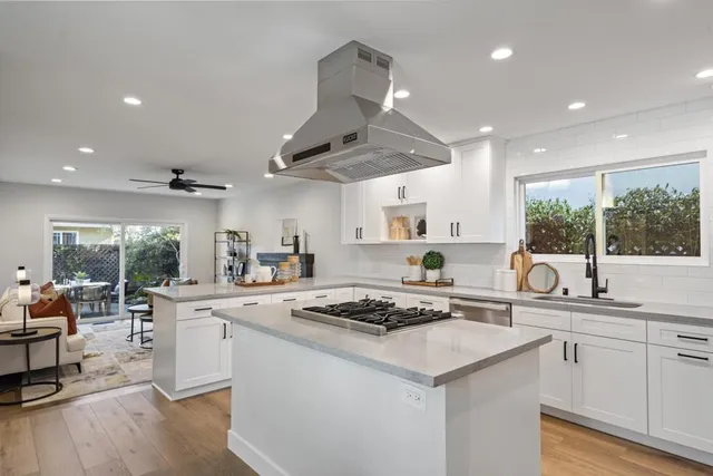 $2,698,000 | 131 Yawl Court, Foster City, CA 94404