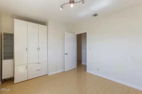 $5,800 | 1932 Hilldale Drive, La Canada Flintridge, CA 91011