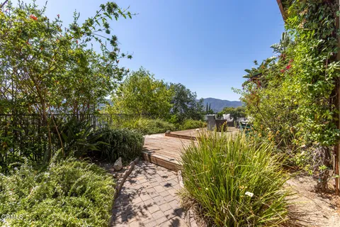 $5,800 | 1932 Hilldale Drive, La Canada Flintridge, CA 91011