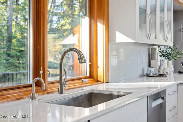 $3,100,000 | 8817 West Riverview Drive, Coeur D'Alene, ID 83814