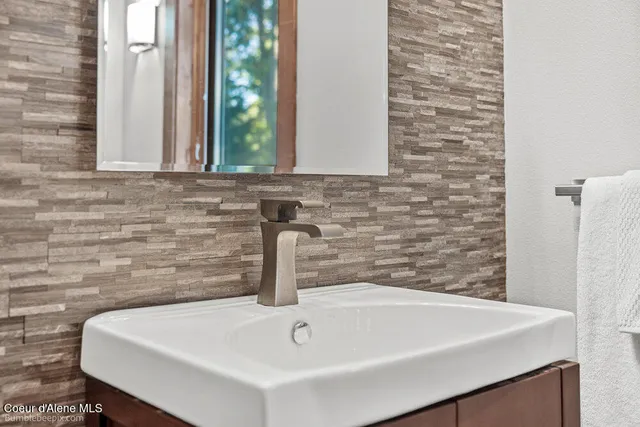 $3,100,000 | 8817 West Riverview Drive, Coeur D'Alene, ID 83814