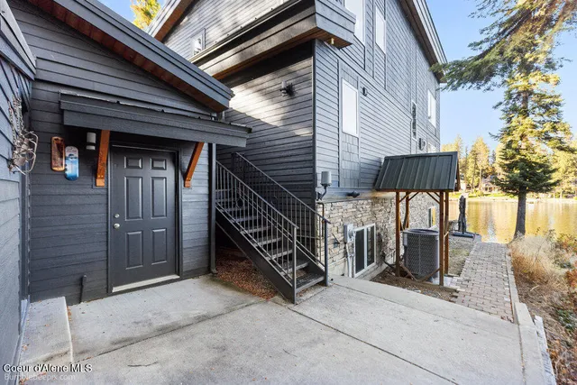 $3,100,000 | 8817 West Riverview Drive, Coeur D'Alene, ID 83814