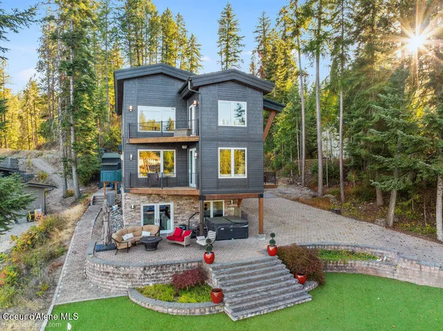 $3,100,000 | 8817 West Riverview Drive, Coeur D'Alene, ID 83814