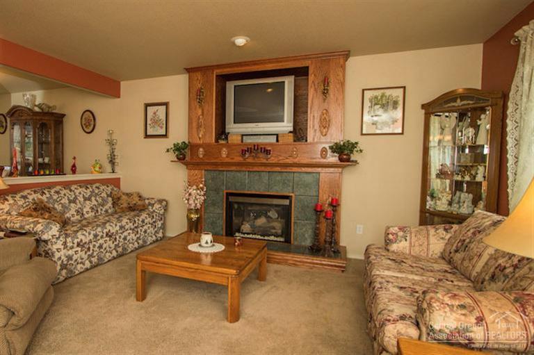 20512 Rolen Avenue Bend, OR 97702 - Photo 4 of 25 Additional Photo