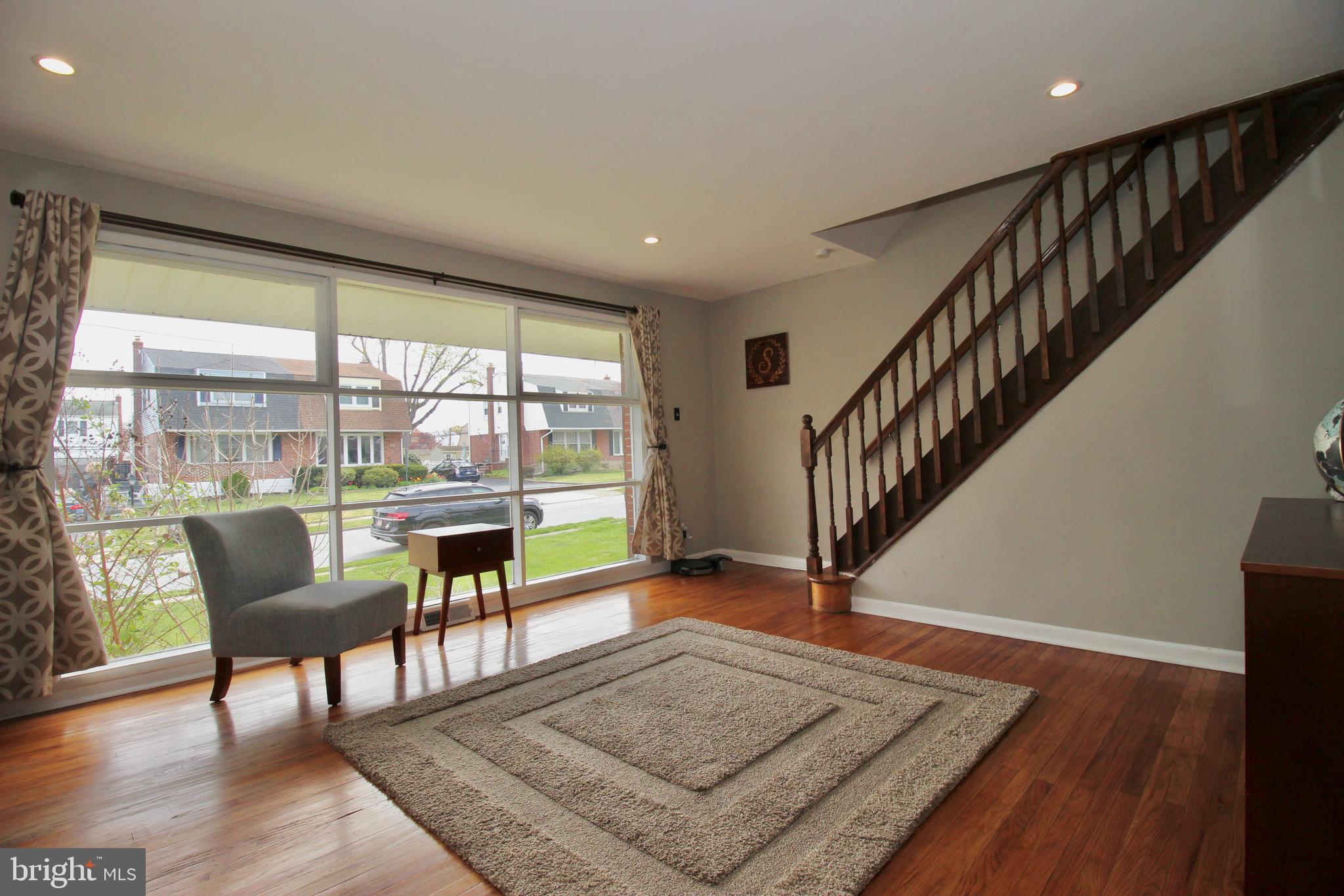 1444 Grace Road Swarthmore, PA 19081 - Photo 6 of 51 Living Room