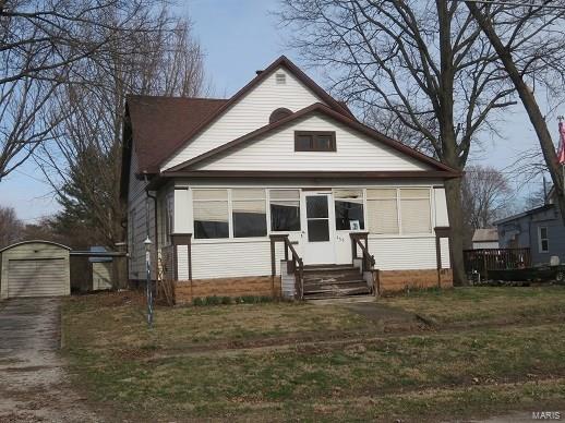 455 South Maple Street Nokomis, IL 62075 - Photo 1 of 1