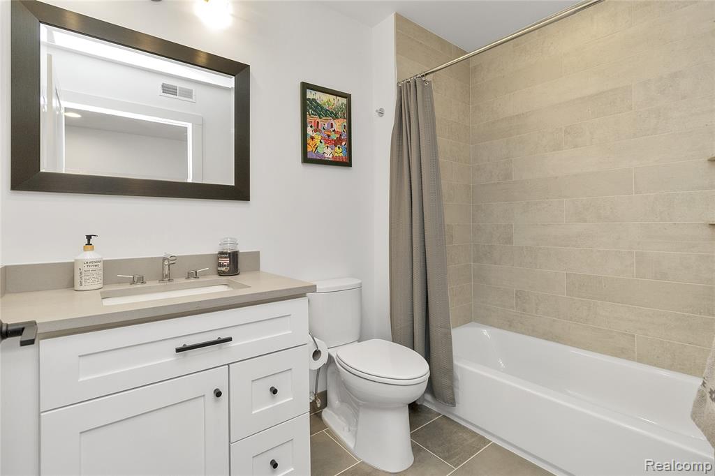 262 Mack Avenue, Unit 7 Detroit, MI 48201 - Photo 19 of 37