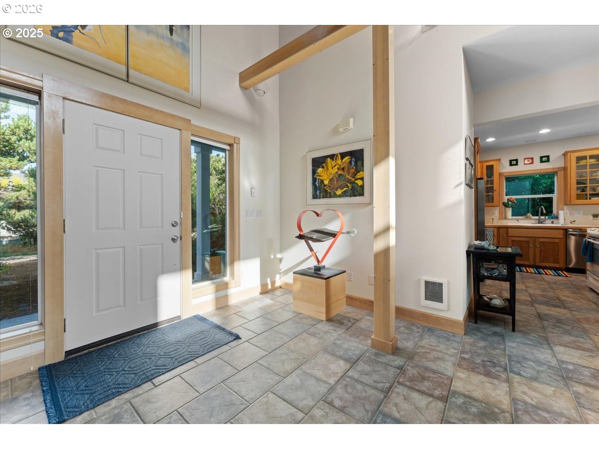 49455 Proposal Rock Loop Neskowin, OR 97149 - Photo 13 of 48