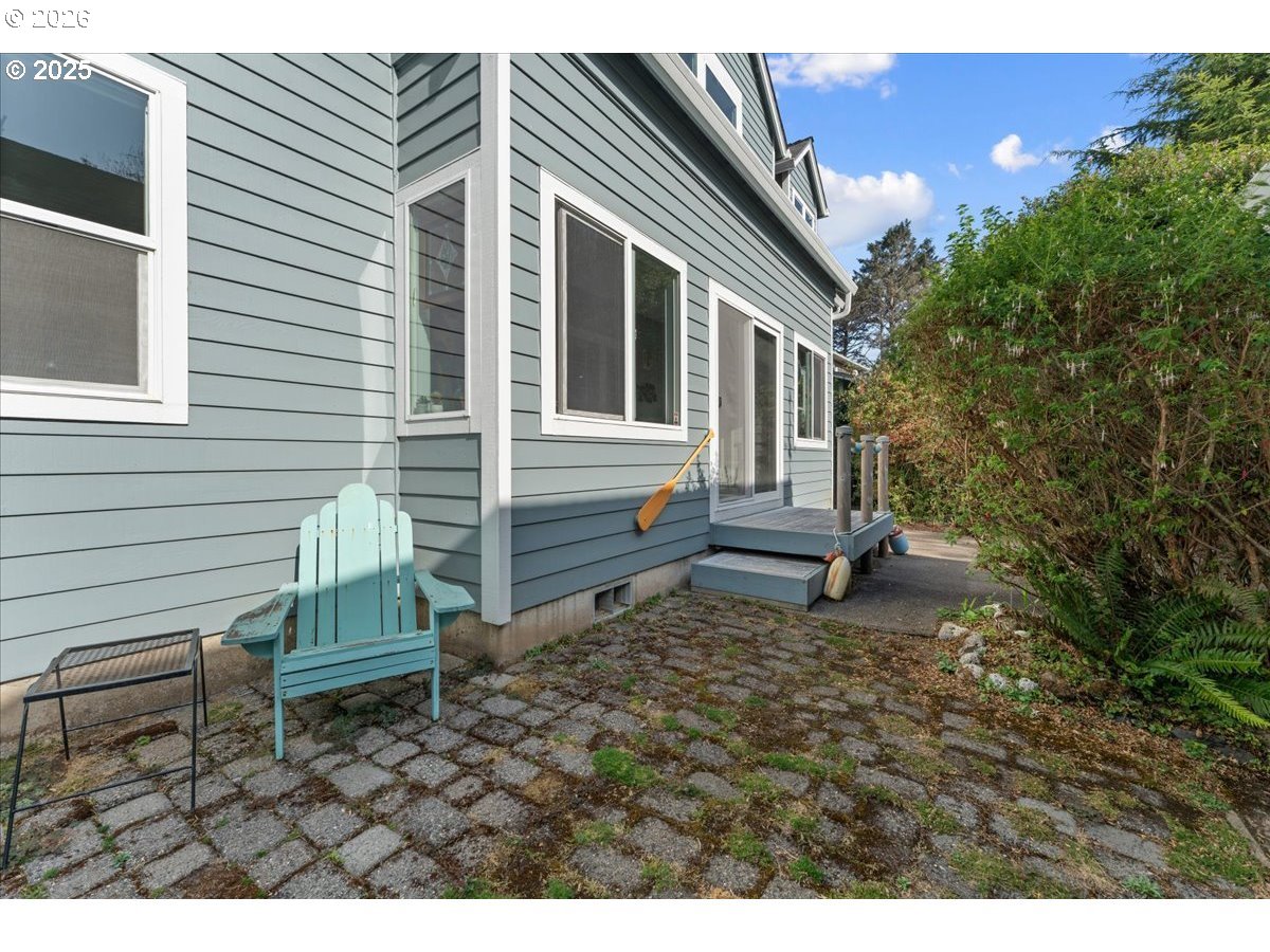 49455 Proposal Rock Loop Neskowin, OR 97149 - Photo 10 of 48