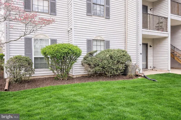 $2,150 | 15 Fisher Drive, Franklin Park, NJ 08823
