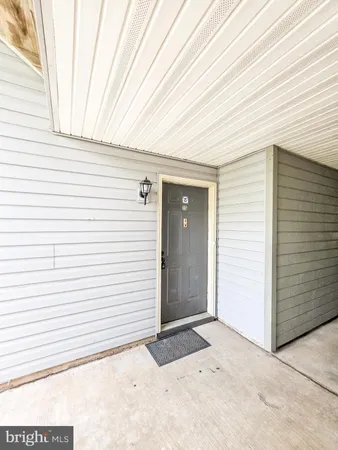 $2,150 | 15 Fisher Drive, Franklin Park, NJ 08823
