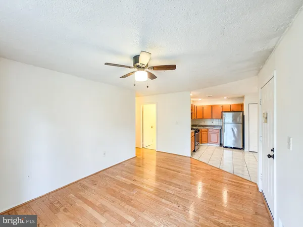 $2,150 | 15 Fisher Drive, Franklin Park, NJ 08823