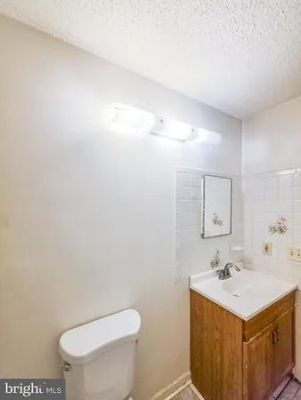 $2,150 | 15 Fisher Drive, Franklin Park, NJ 08823