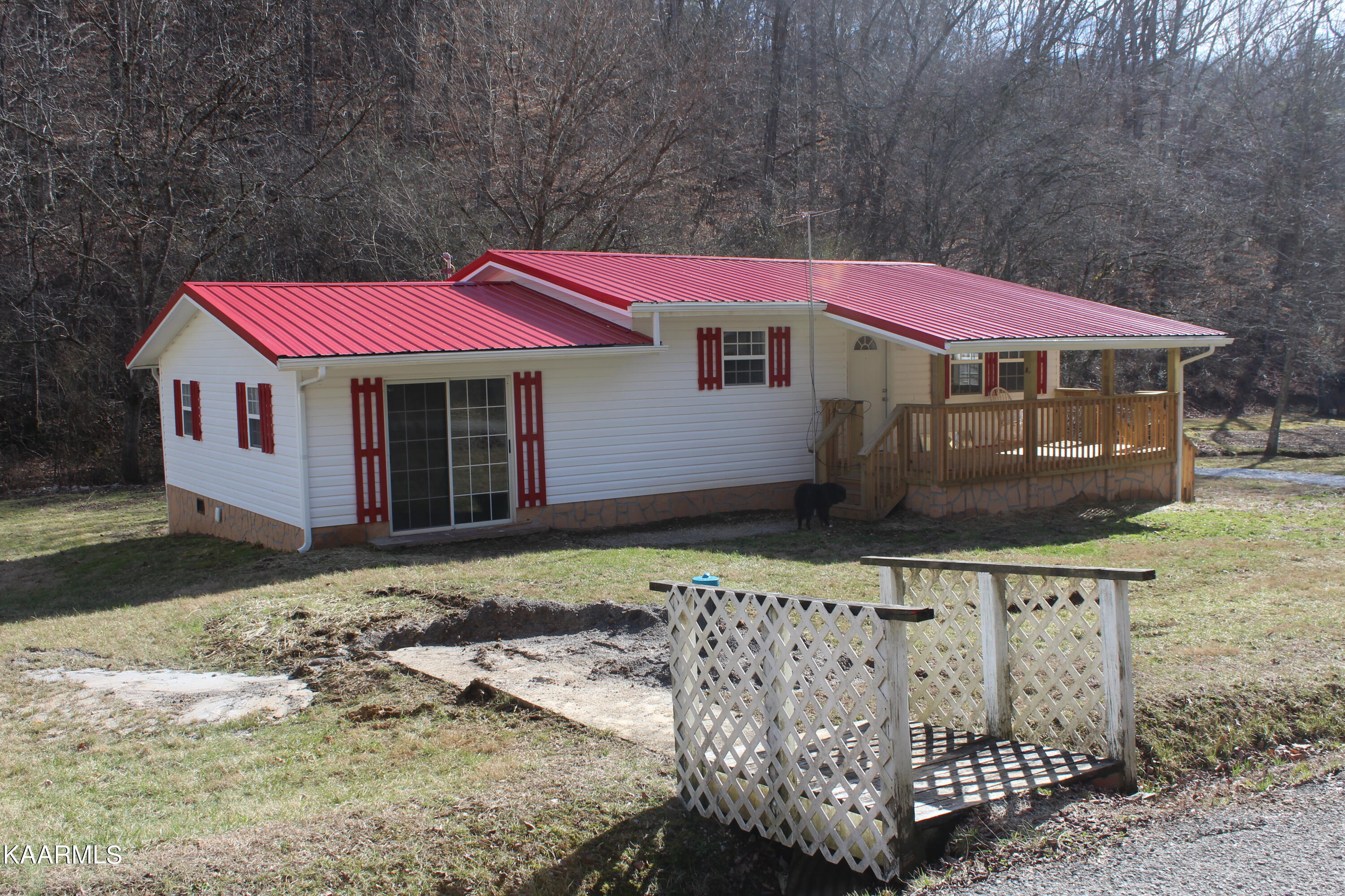 2906 Flat Hollow Road Speedwell, TN 37870 - Photo 1 of 19 IMG_6348