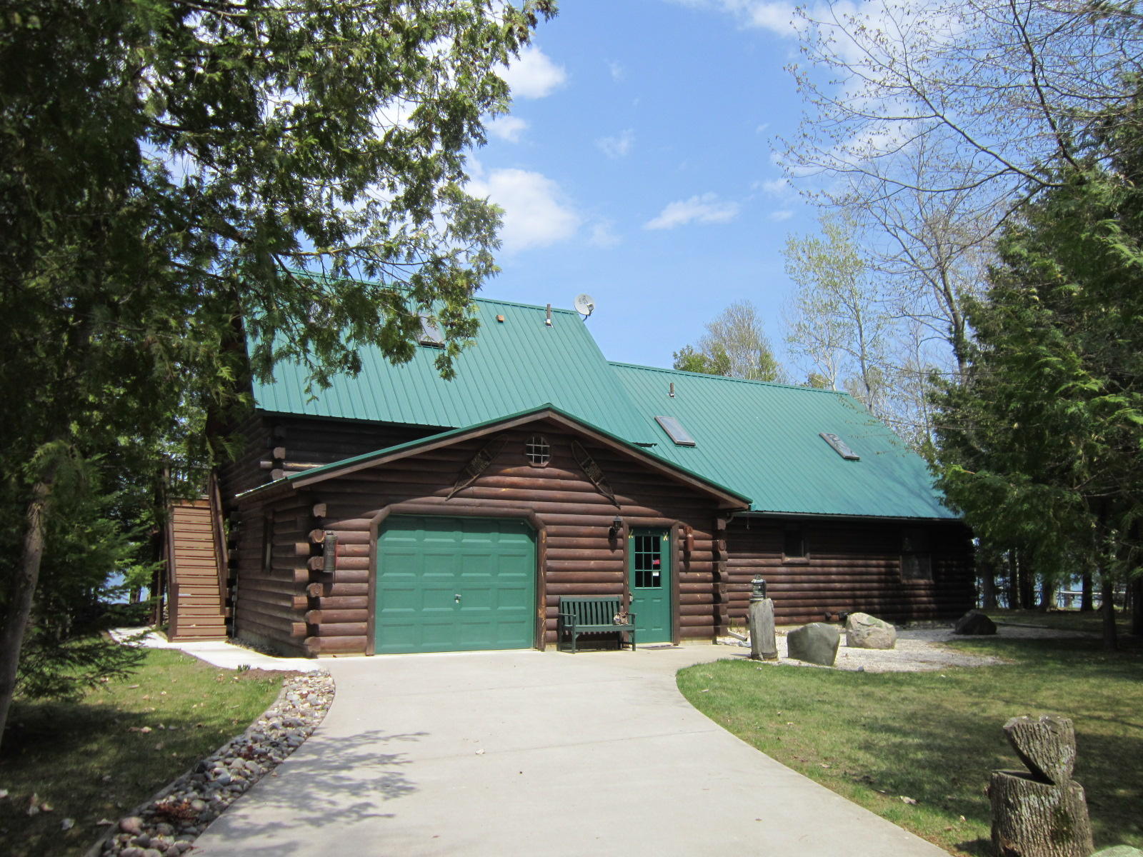16924 Chippewa Road Alpena, MI 49707 - Photo 1 of 35 Gallery Image 1