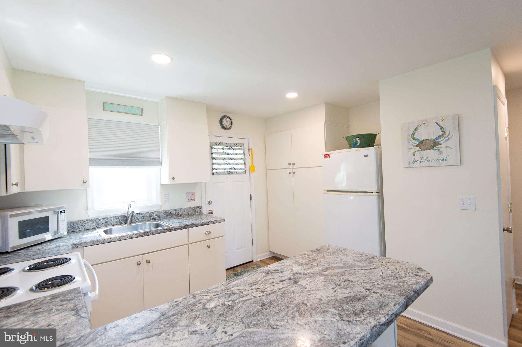 724 Twin Point Cove Road Cambridge, MD 21613 - Photo 15 of 60 Kitchen