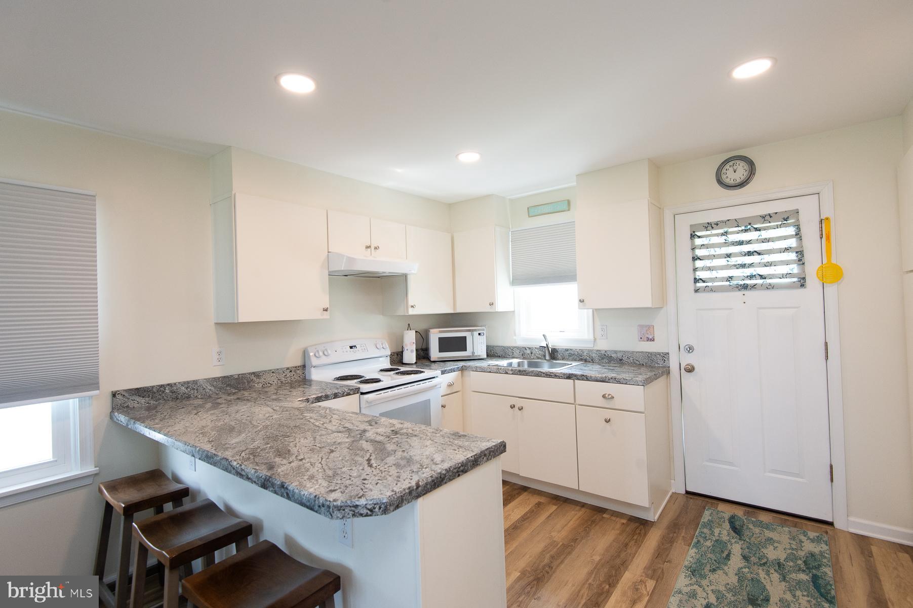 724 Twin Point Cove Road Cambridge, MD 21613 - Photo 17 of 60 Breakfast bar