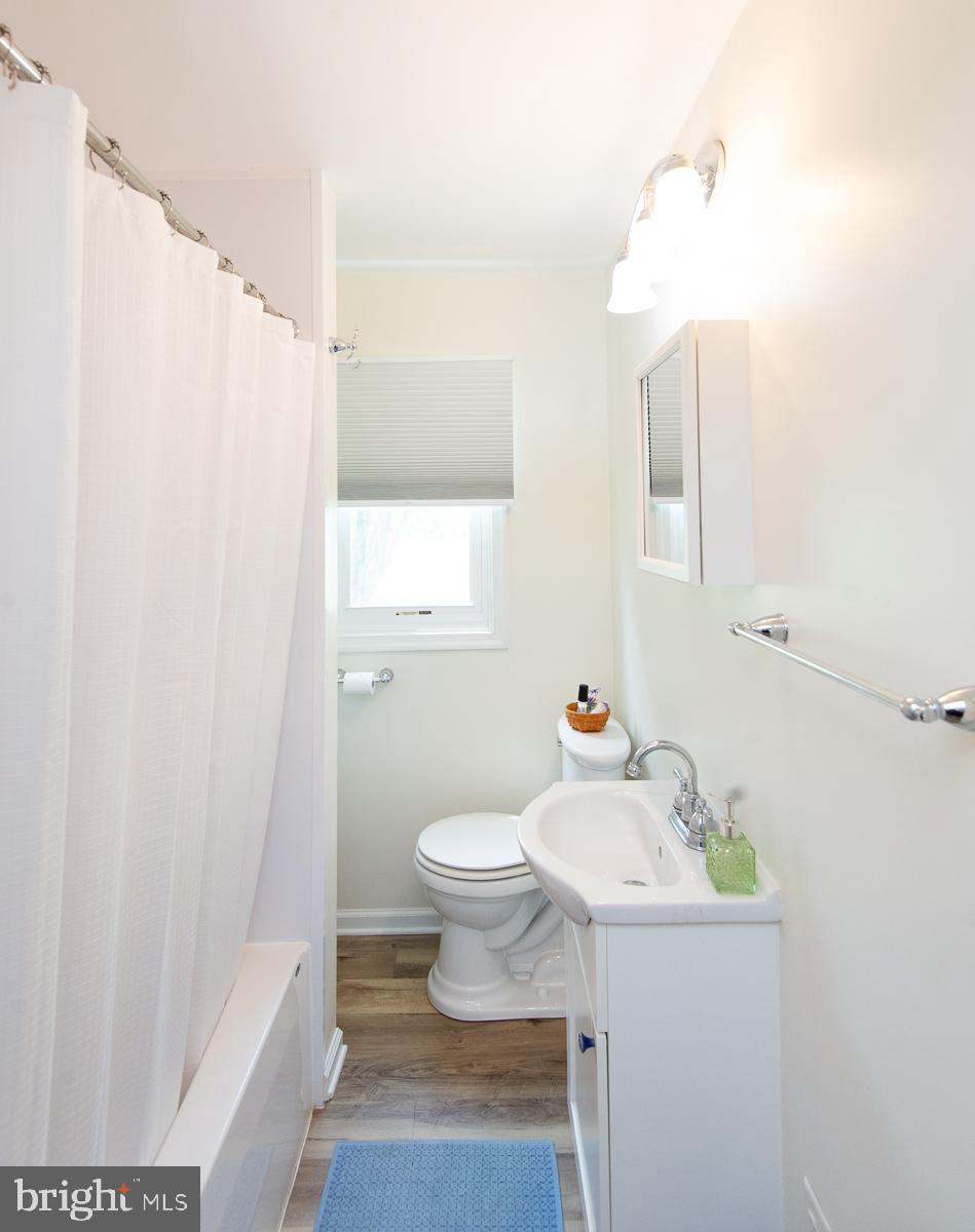 724 Twin Point Cove Road Cambridge, MD 21613 - Photo 27 of 60 Bathroom
