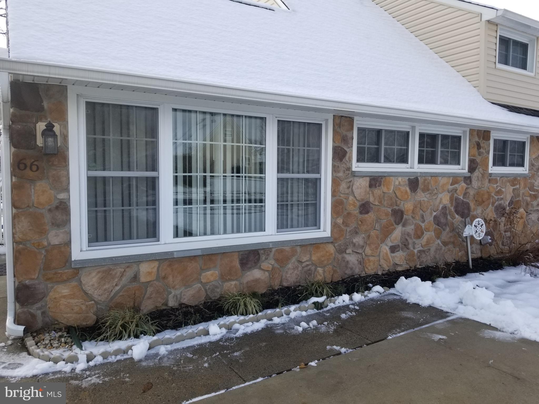 66 Wildflower Road Levittown, PA 19057 - Photo 2 of 42 Gallery Image 2