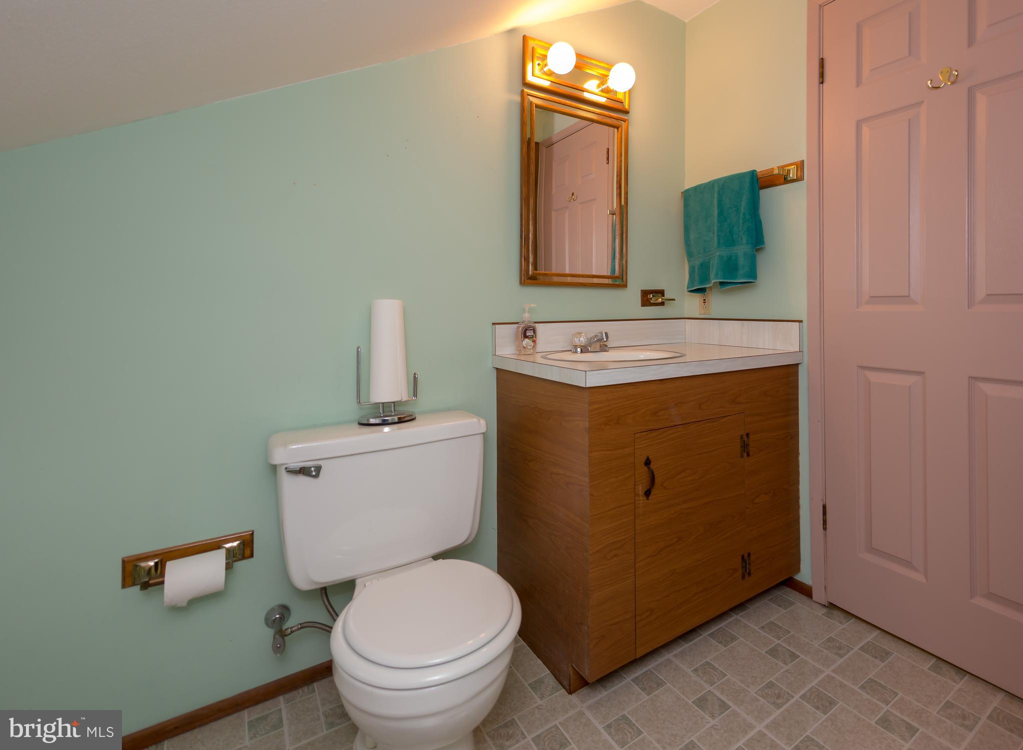 66 Wildflower Road Levittown, PA 19057 - Photo 37 of 42 Upstairs Half Bth