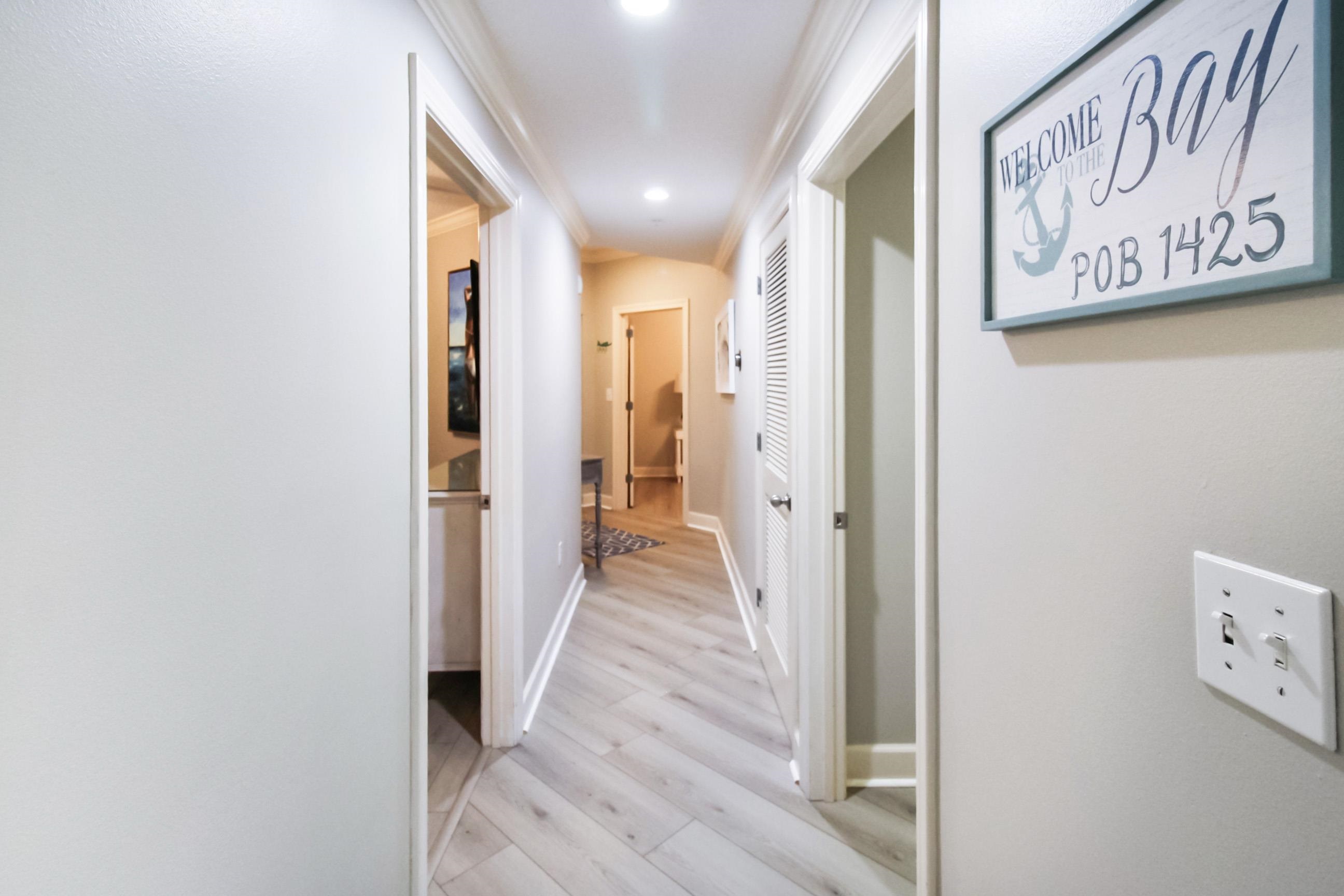 27580 Canal Road, Unit 1425 Orange Beach, AL 36561 - Photo 4 of 28 Hallway