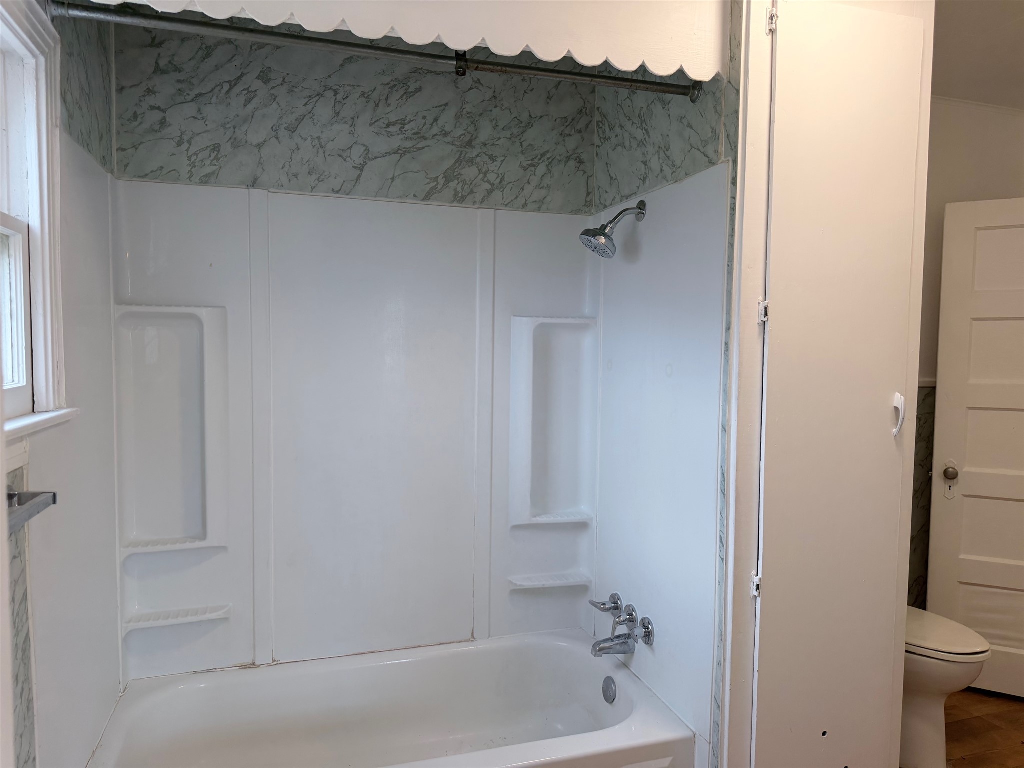 1604 Main Street Bastrop, TX 78602 - Photo 12 of 23