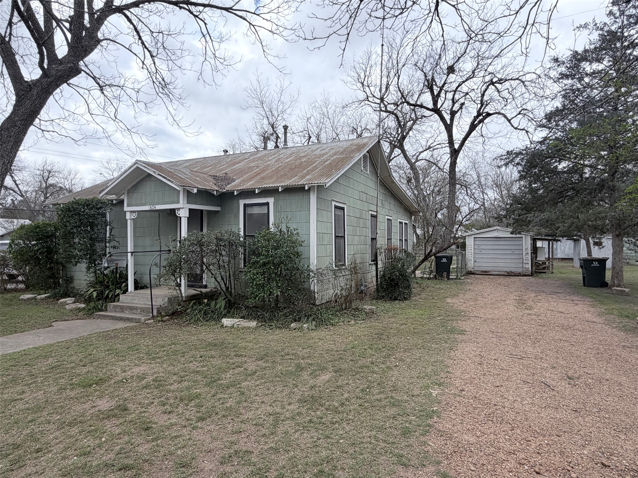 1604 Main Street Bastrop, TX 78602 - Photo 2 of 23