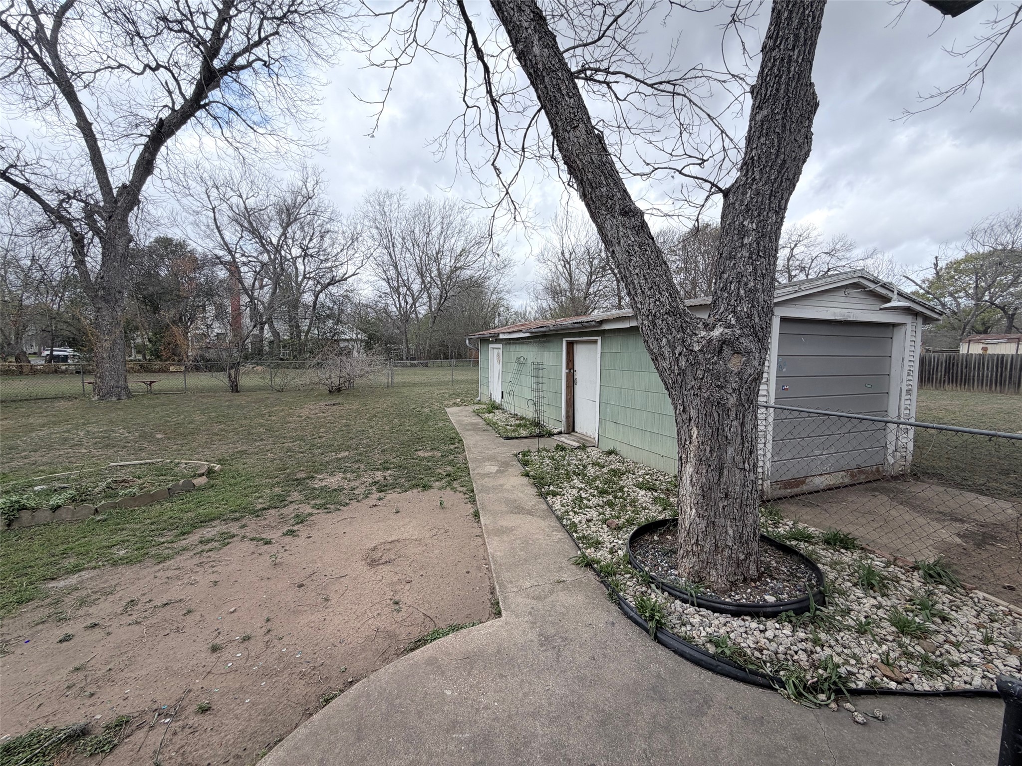 1604 Main Street Bastrop, TX 78602 - Photo 21 of 23 Backyard