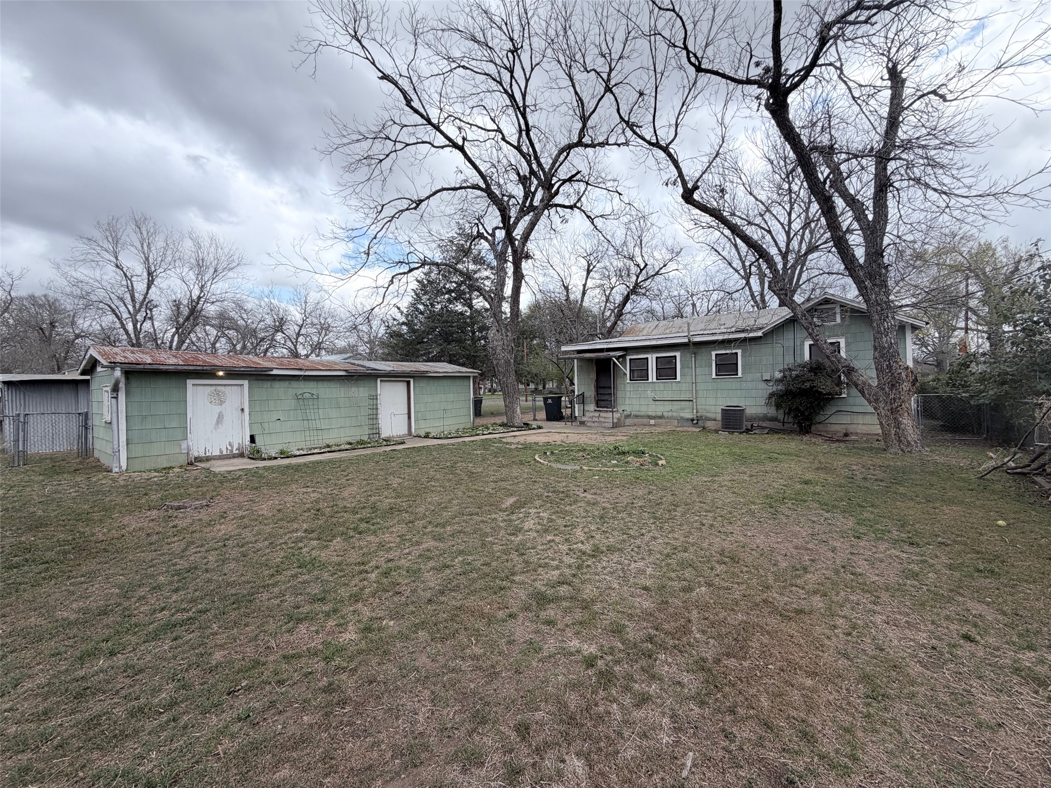 1604 Main Street Bastrop, TX 78602 - Photo 23 of 23 Backyard