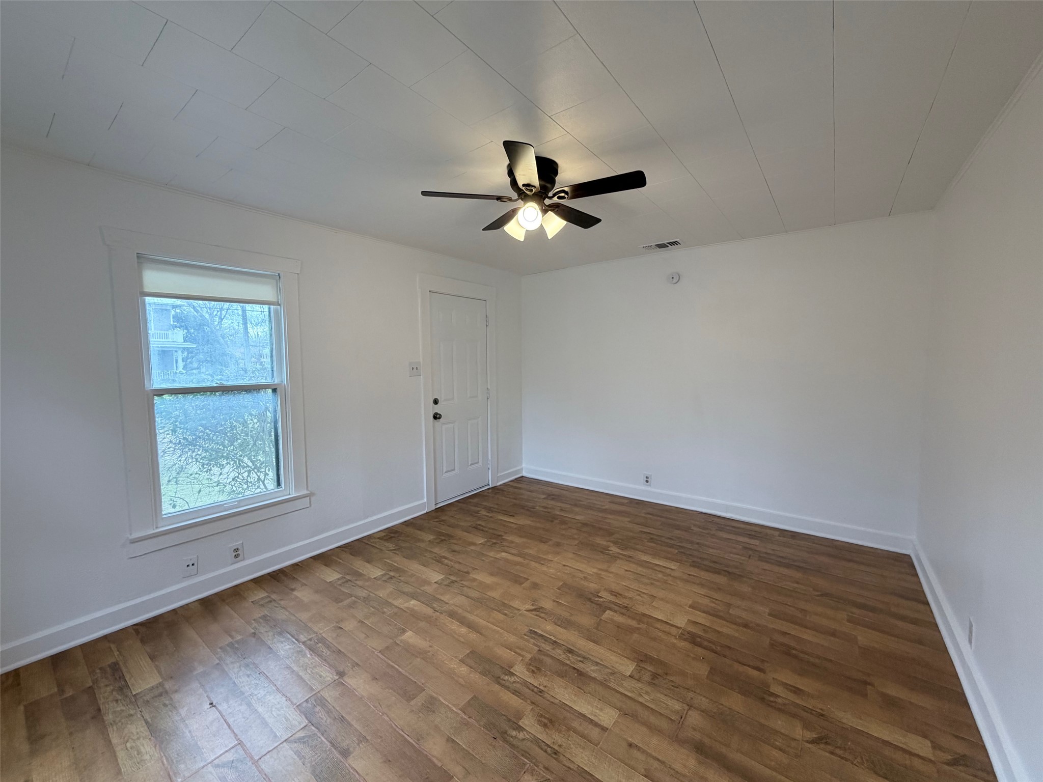 1604 Main Street Bastrop, TX 78602 - Photo 4 of 23