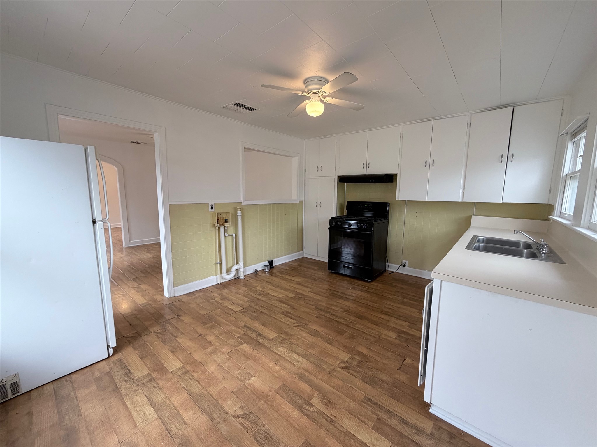 1604 Main Street Bastrop, TX 78602 - Photo 10 of 23