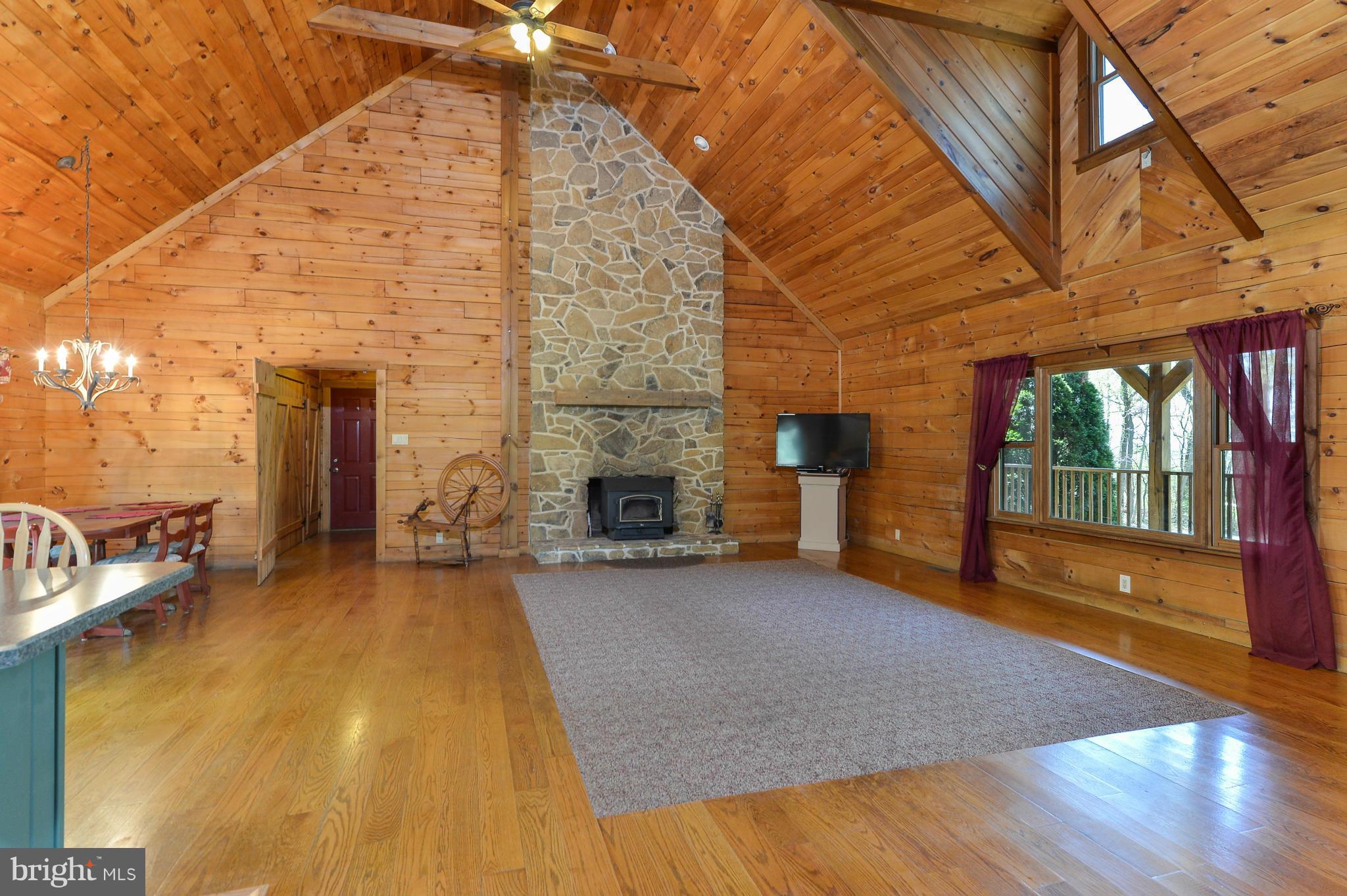 588 Springhill Road Rising Sun, MD 21911 - Photo 7 of 29 Living Room