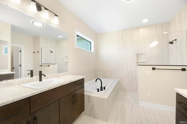 $429,900 | 12116 Fazio Drive, Fort Wayne, IN 46818