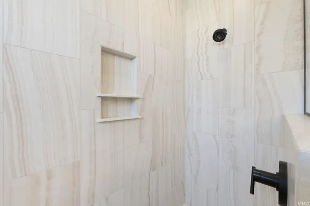 $429,900 | 12116 Fazio Drive, Fort Wayne, IN 46818