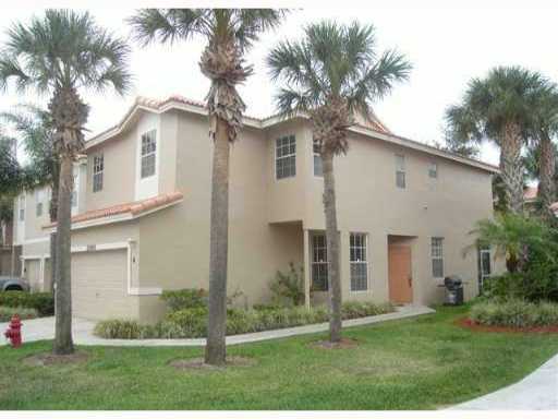 20950 Vía Jasmine, Unit 4 Boca Raton, FL 33428 - Photo 2 of 15 Additional Photo