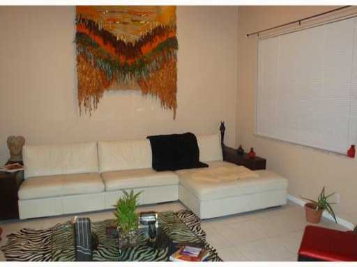 20950 Vía Jasmine, Unit 4 Boca Raton, FL 33428 - Photo 6 of 15 Additional Photo