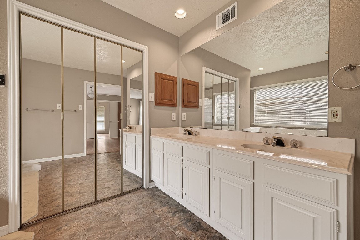 5003 Dawn Lily Drive Spring, TX 77388 - Photo 33 of 49