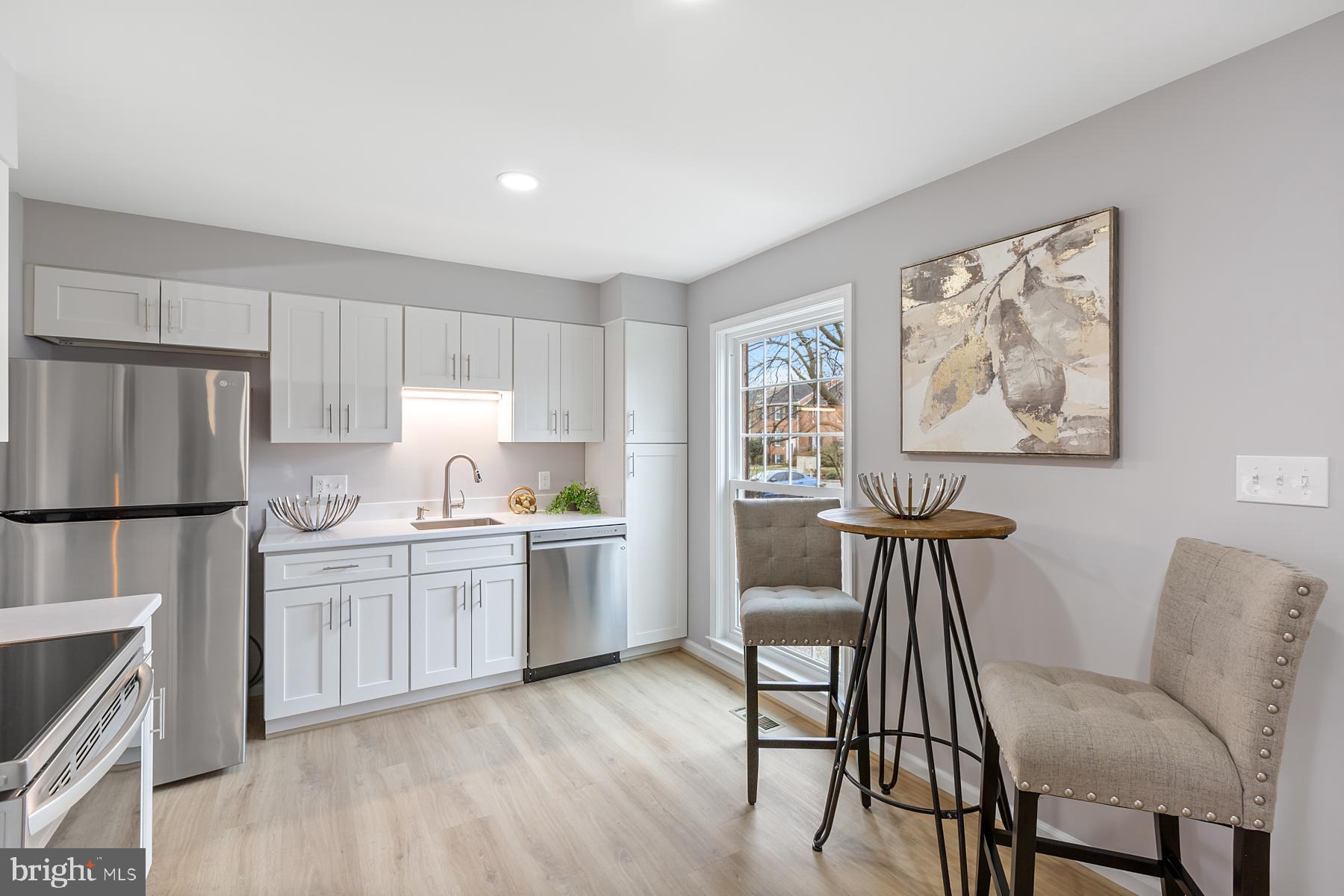 7040 Leebrad Street Springfield, VA 22151 - Photo 6 of 39 Brand new Quartz Counters