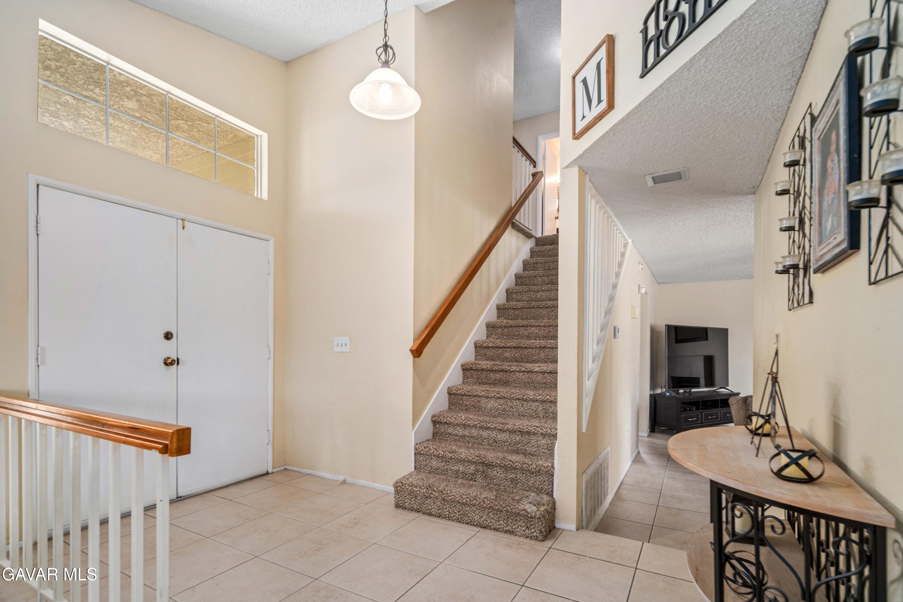 1605 Bluebell Street Lancaster, CA 93535 - Photo 7 of 40