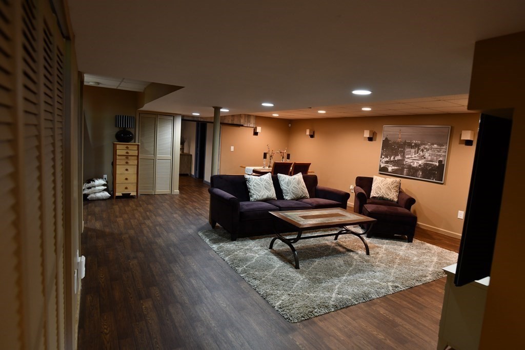 949 Glendale Road Wilbraham, MA 01095 - Photo 29 of 41 Gallery Image 29