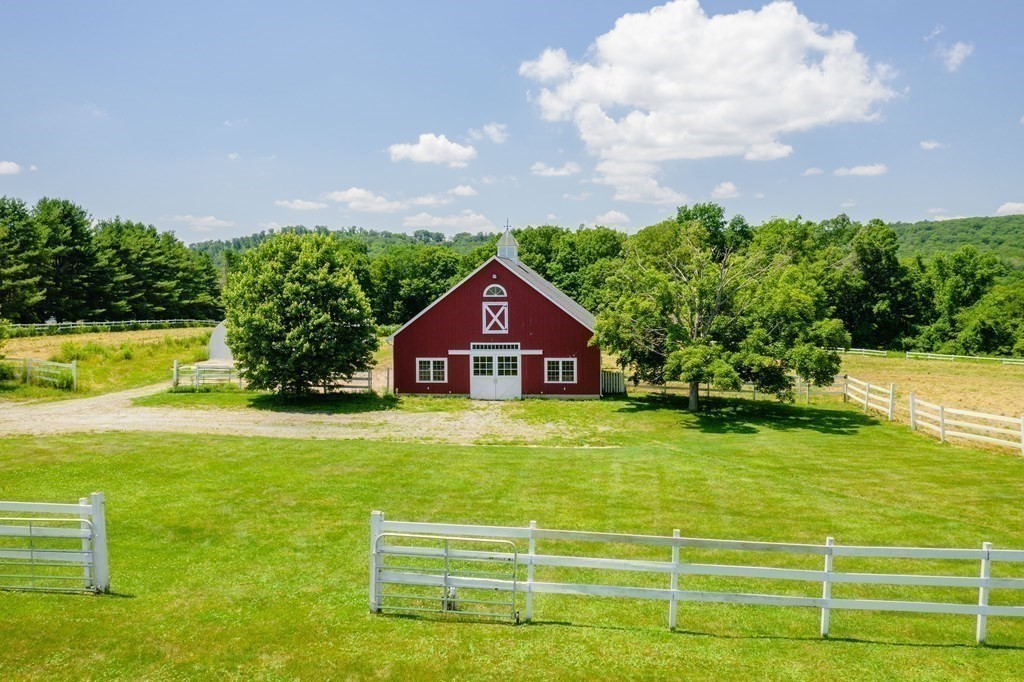 949 Glendale Road Wilbraham, MA 01095 - Photo 35 of 41 Gallery Image 35