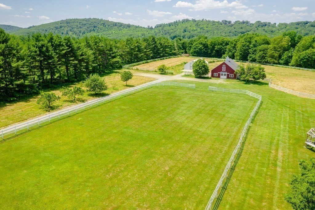 949 Glendale Road Wilbraham, MA 01095 - Photo 36 of 41 Gallery Image 36