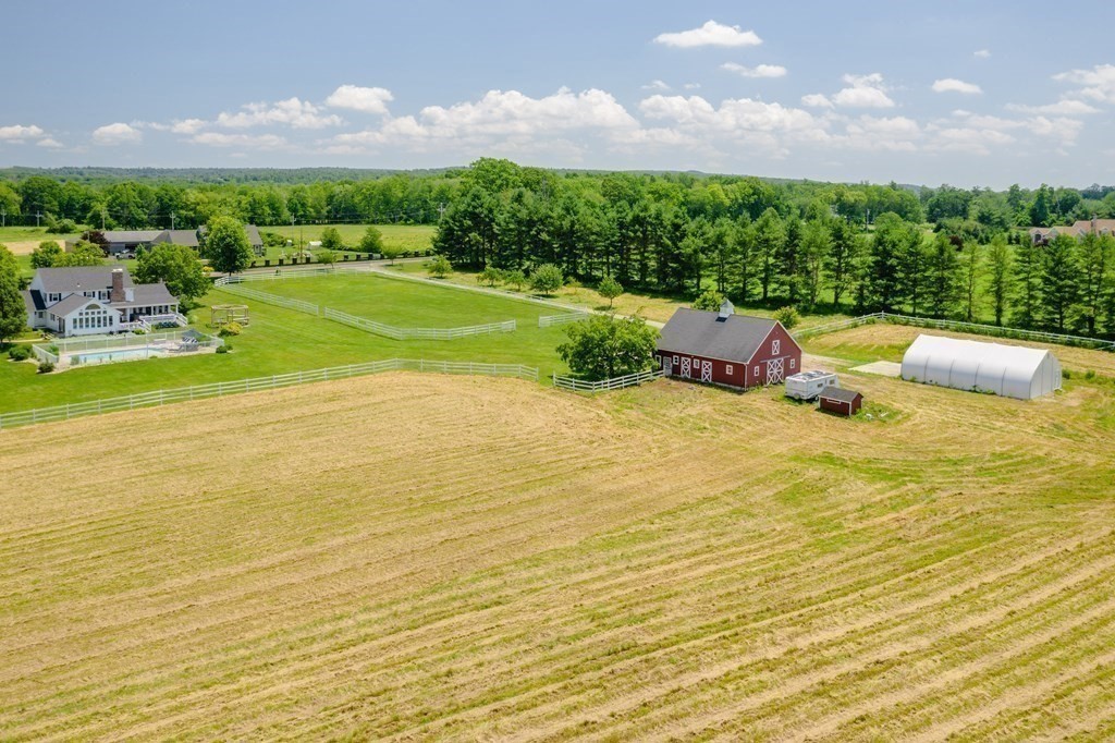 949 Glendale Road Wilbraham, MA 01095 - Photo 37 of 41 Gallery Image 37