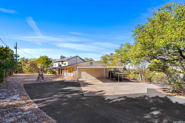 $975,000 | 318 Remington Drive, Bergheim, TX 78004
