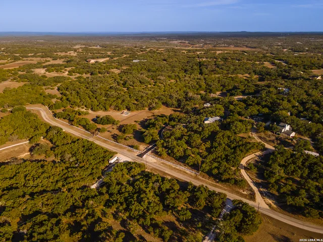 $975,000 | 318 Remington Drive, Bergheim, TX 78004