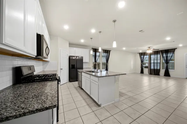 $2,150 | 24971 Jessamine Meadow Trail, Richmond, TX 77406