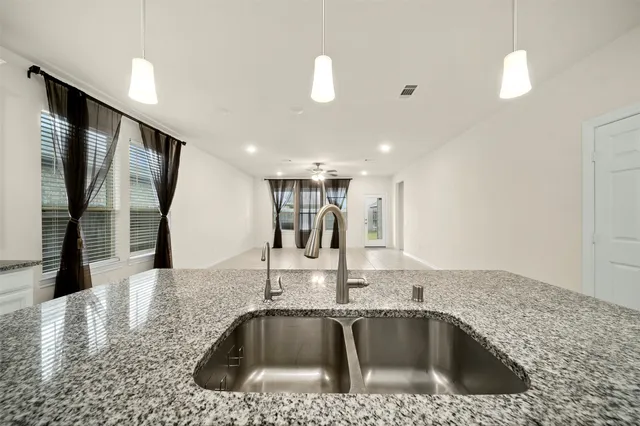 $2,150 | 24971 Jessamine Meadow Trail, Richmond, TX 77406