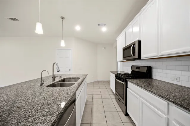 $2,150 | 24971 Jessamine Meadow Trail, Richmond, TX 77406